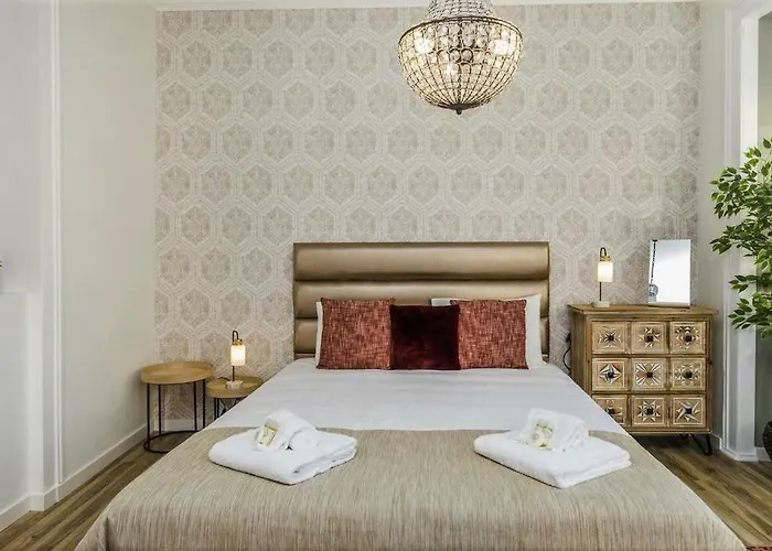 N1 Center Romance Exterior Maintenance To Be Completed By Mid-march Apartman *